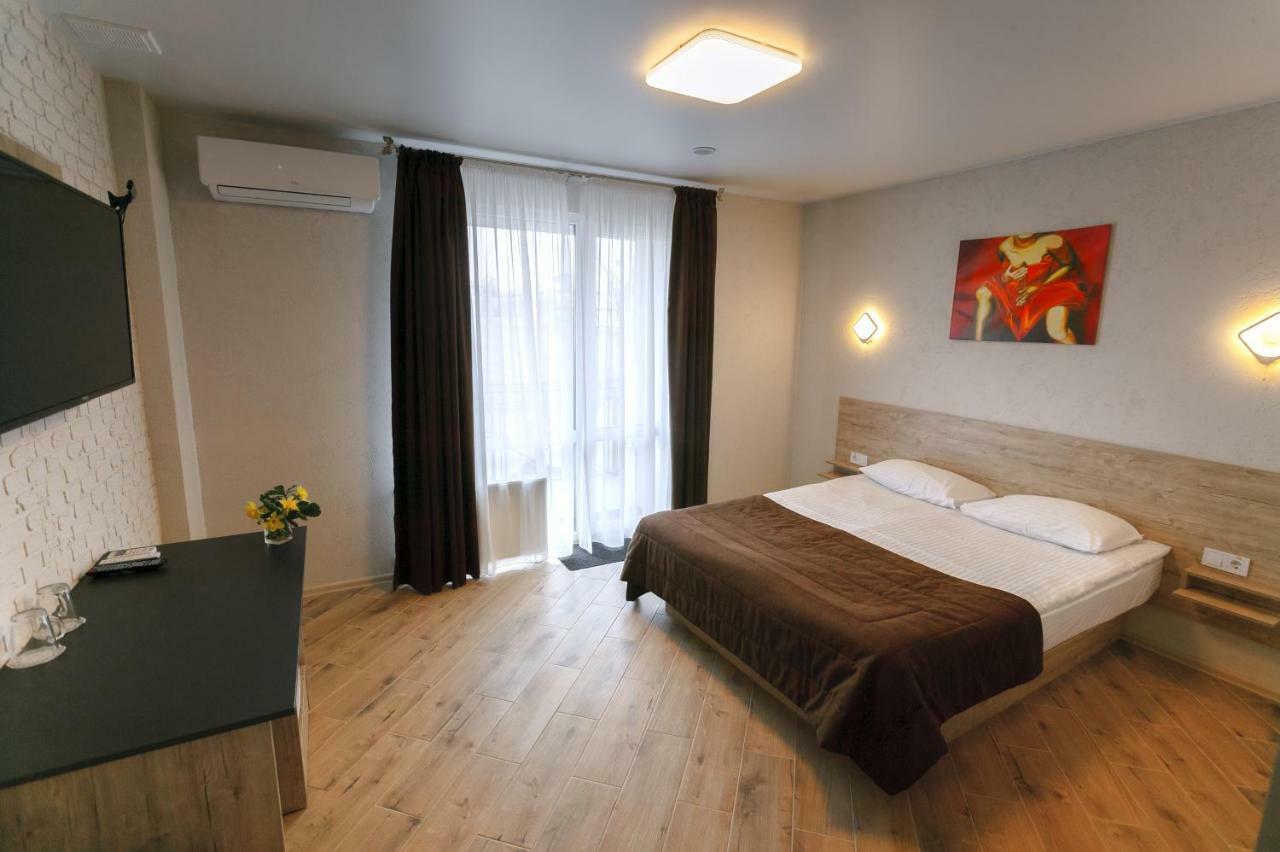 Raziotel Rishelyevskiy Cherson Exteriér fotografie